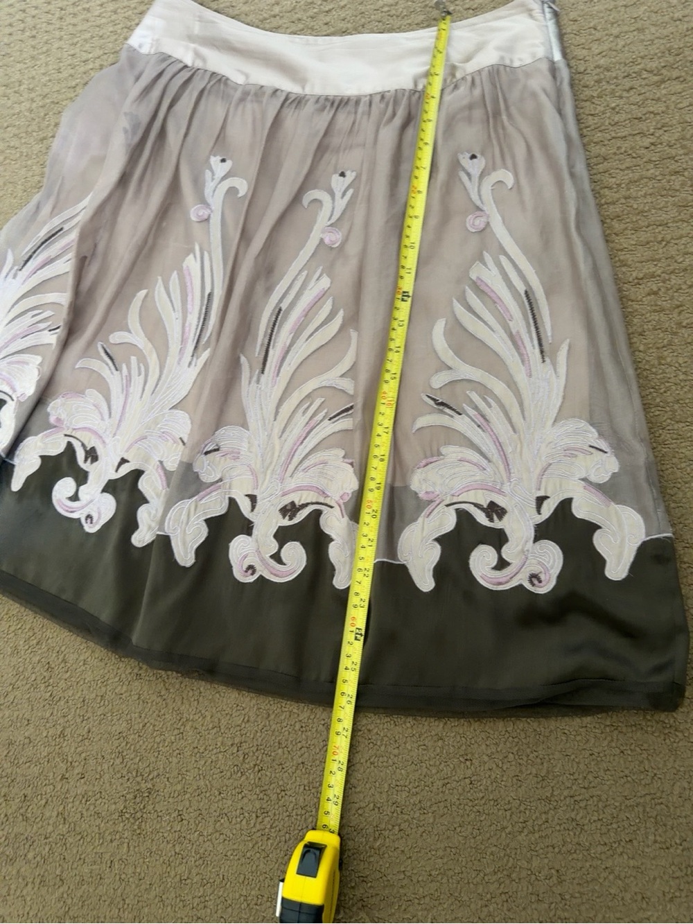 Peter Nygård 100% Silk Embroidered Midi Skirt Size 14 - Picture 6 of 6